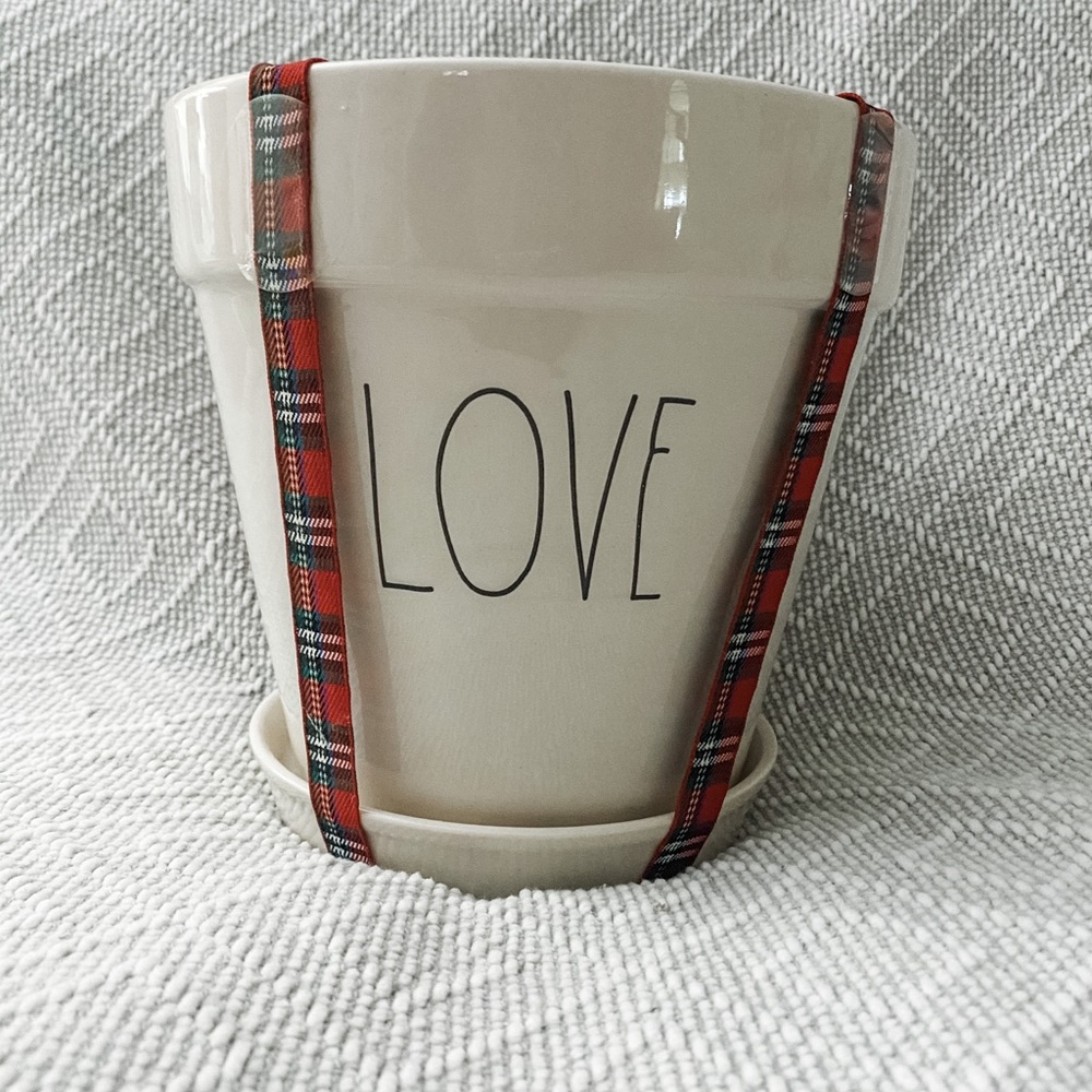 Rae Dunn LOVE Large Pot